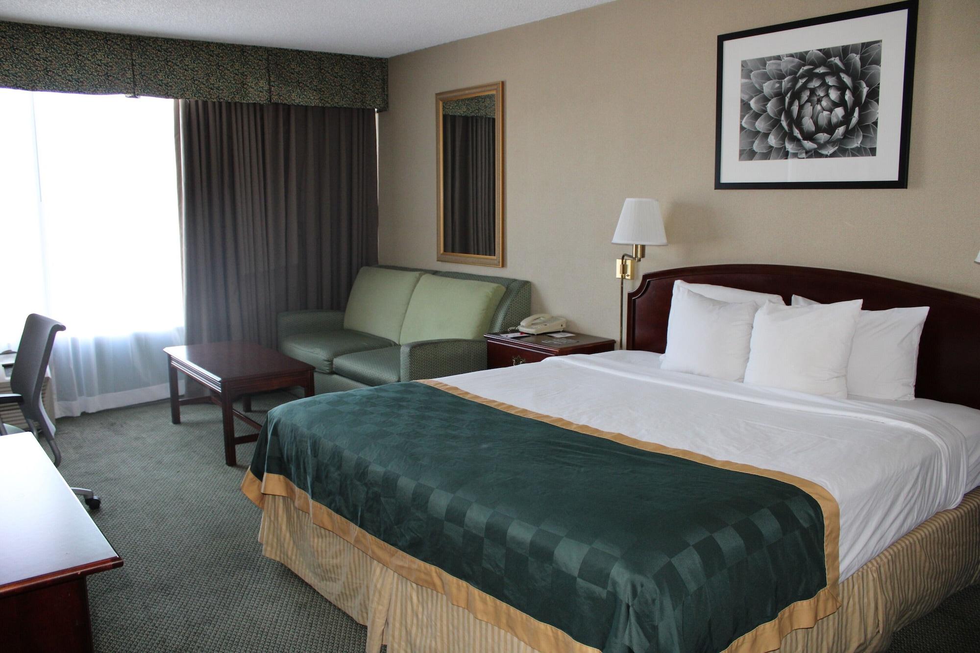 Ramada By Wyndham Reno Hotel & Casino Екстер'єр фото