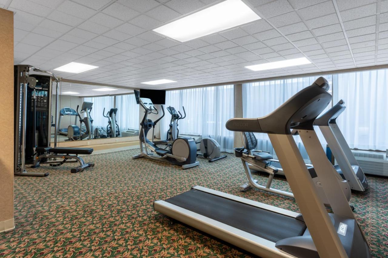 Ramada By Wyndham Reno Hotel & Casino Екстер'єр фото